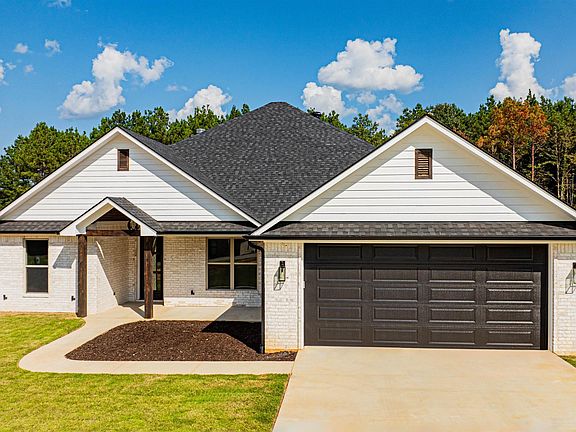 3rd image of 349 Emma Dr