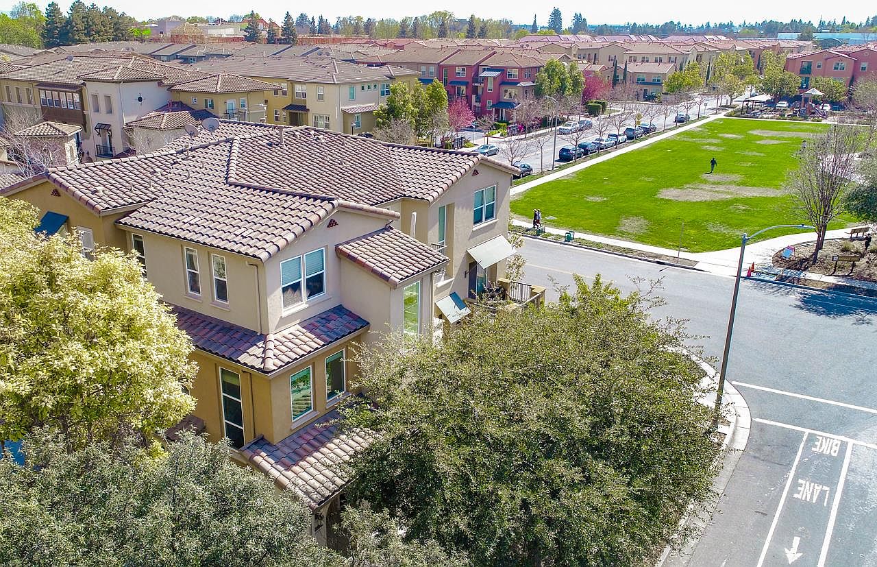 574 De Guigne Dr, Sunnyvale, CA 94085 Zillow