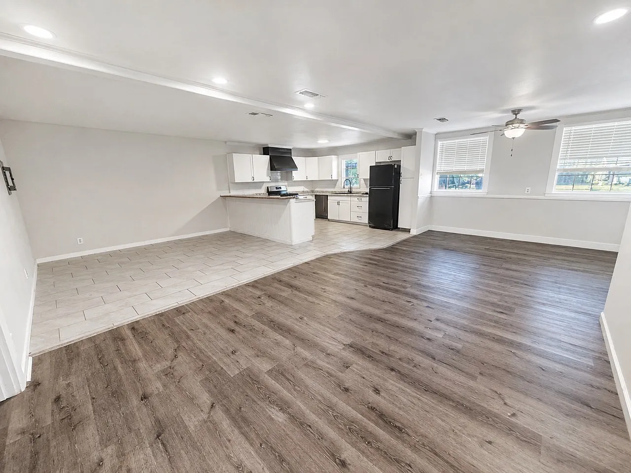 4 bed, 1808 sqft, $2,000 — Photo 2