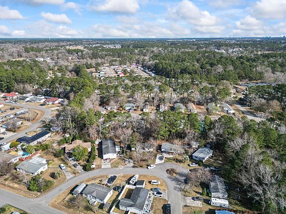 2nd image of 609 Reef Ct.