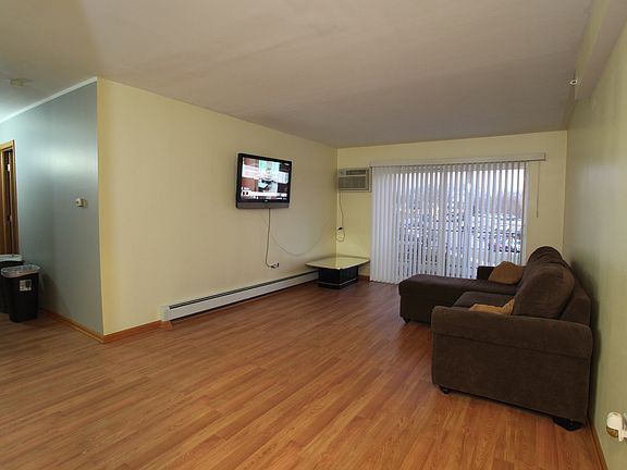 5th image of 8547 W 102nd Ter APT 310