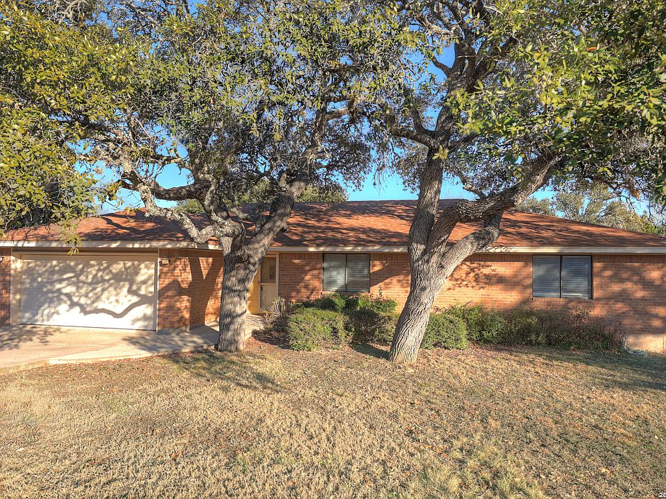 1st image of 131 Homestead Dr