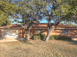 131 Homestead Dr, Kerrville, TX 78028