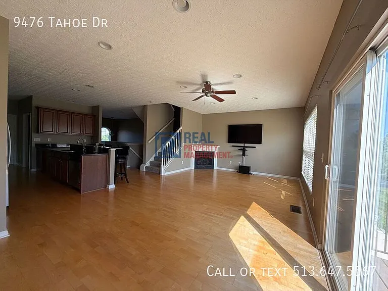 9476 Tahoe Dr — Photo 4