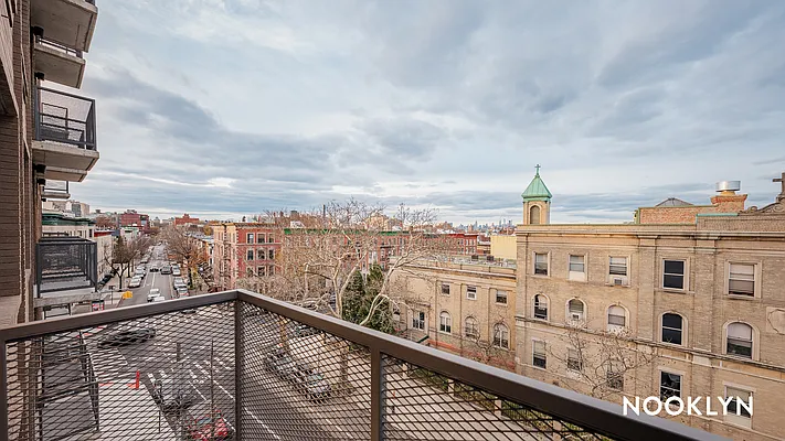 Rented by Nooklyn NYC LLC | media 69