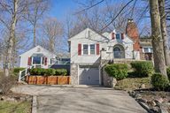 Woodlawn Dr-001.jpg