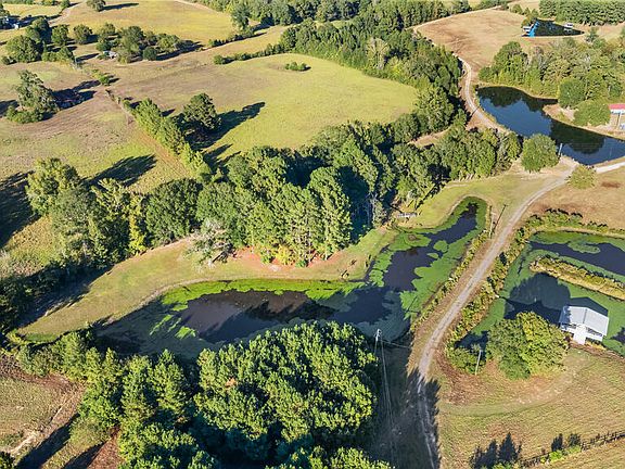 3rd image of 4 S Lake Country Rd