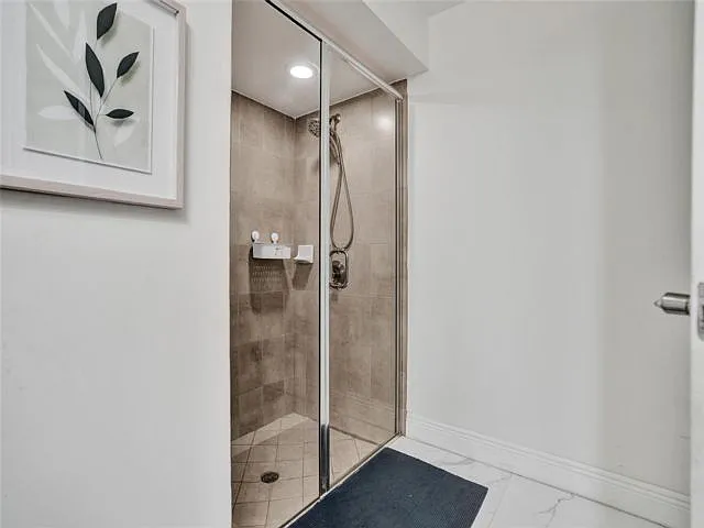 8768 NW 98th Ave — Photo 11