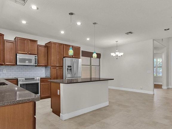 5th image of 11848 W Monte Lindo Ln