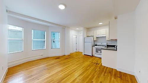 665 Eddy St Photo 1