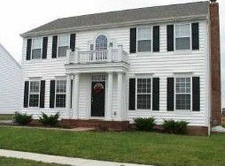 5727 Sugarwood Dr, New Albany, OH 43054