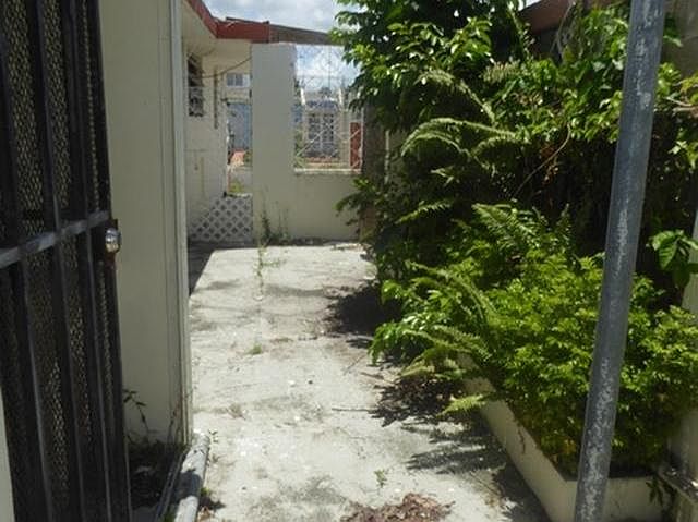 2nd image of N8 Calle Eduardo Kercado