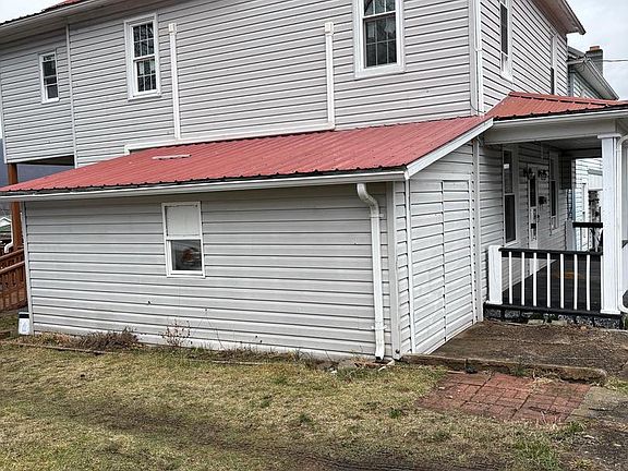 2nd image of 114 D St