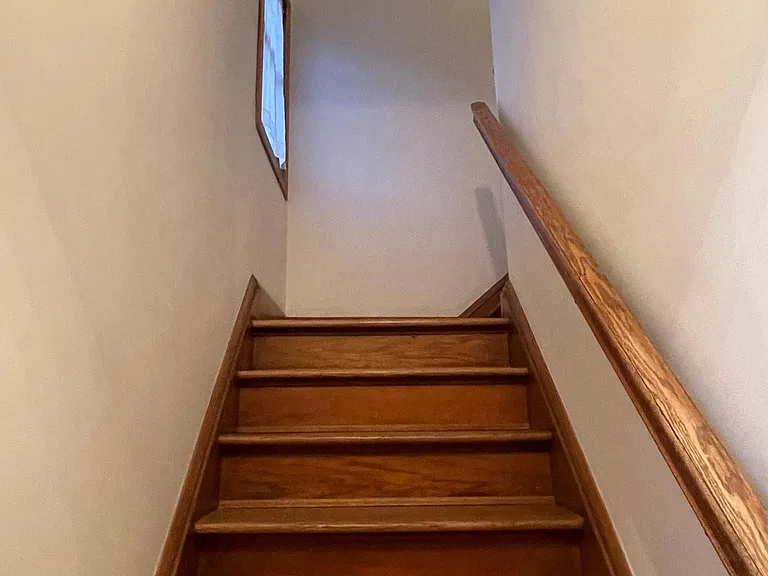 319 Dewey St — Photo 16
