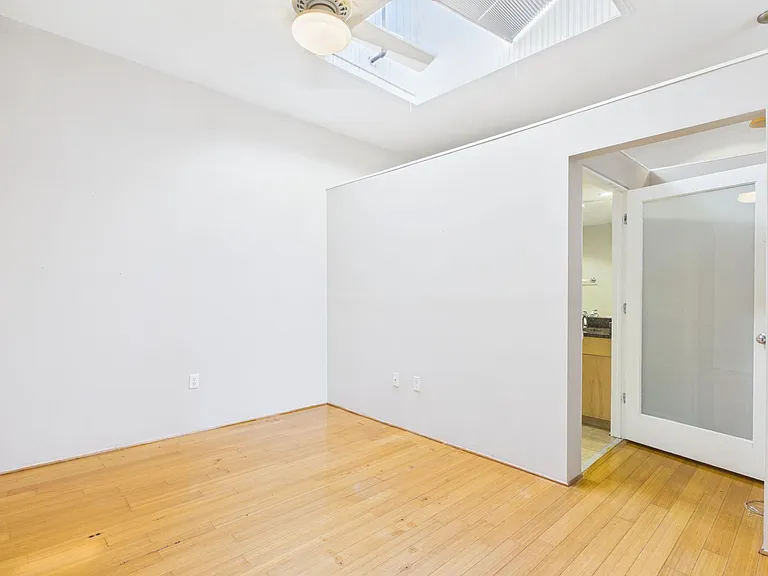 1707 E Main St #1 — Photo 7