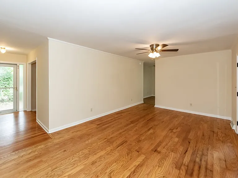 777 Bonham Dr — Photo 52