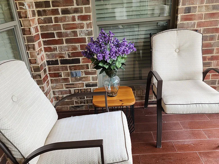 Sunroom, air conditioned and heated