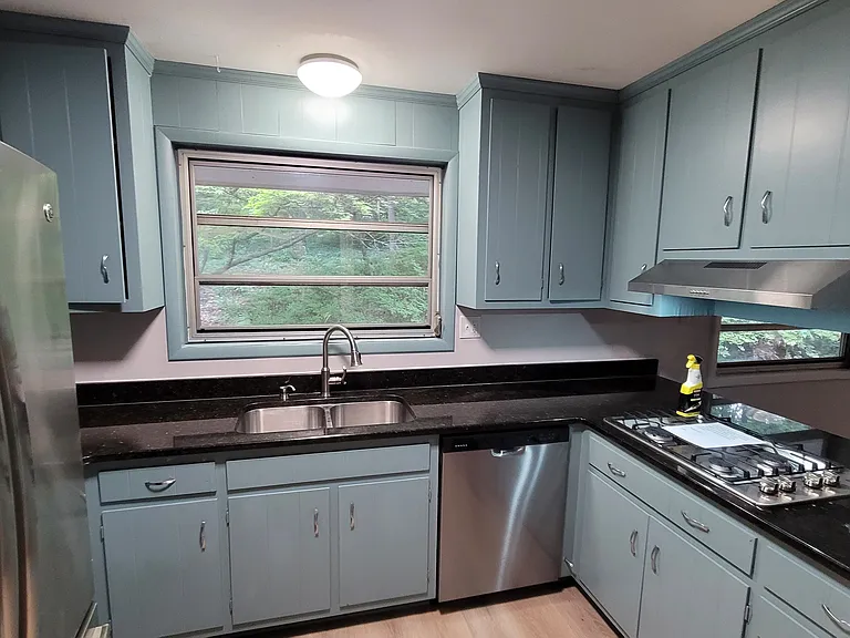 1303 Lorimer Rd — Photo 4