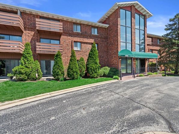 1618 South 115th COURT #303, West Allis, WI 53214