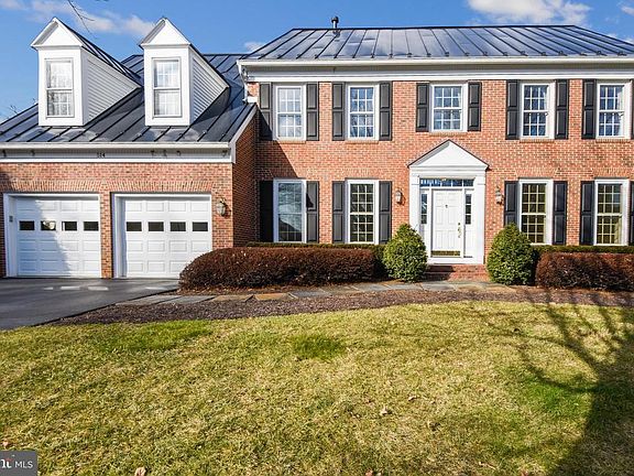 All aluminum metal room!