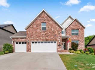 161 Angel Falls Ln, Springdale, AR 72762