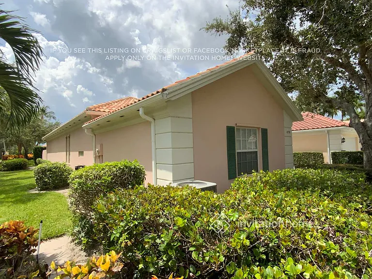 4776 Temple Dr — Photo 2