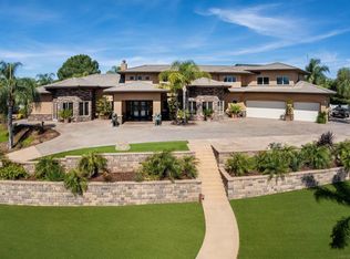 2882 Conestoga Cir, Alpine, CA 91901