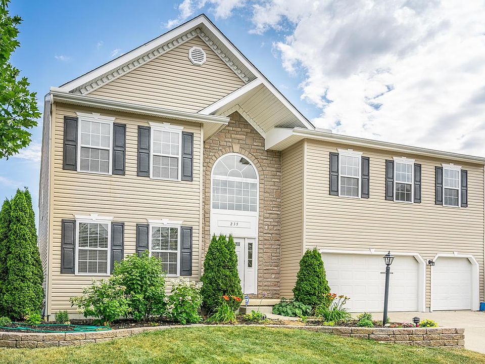 1st image of 235 Pinecrest Dr