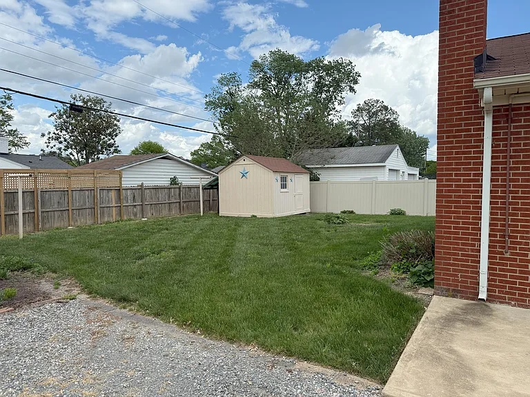 9128 Huron Ave — Photo 4