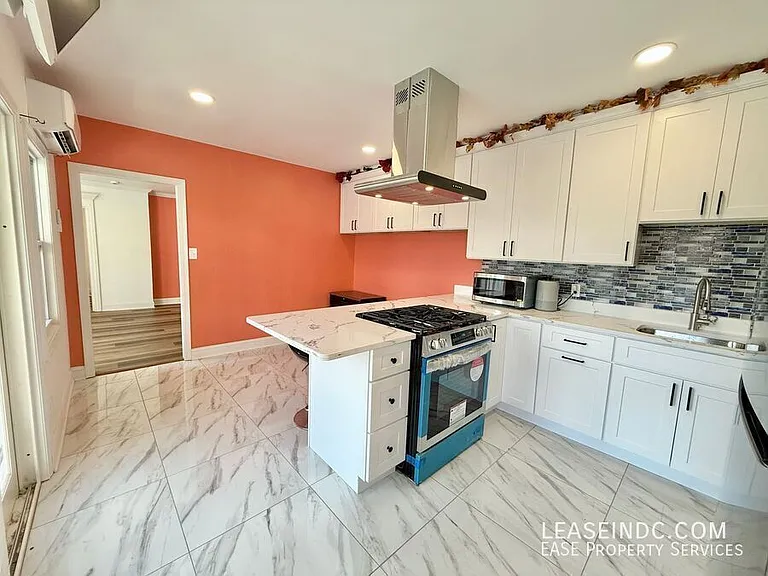 513 N St NW — Photo 12