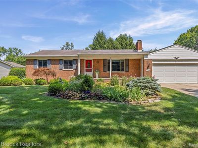 293 Scottsdale Dr, Troy, MI, 48084