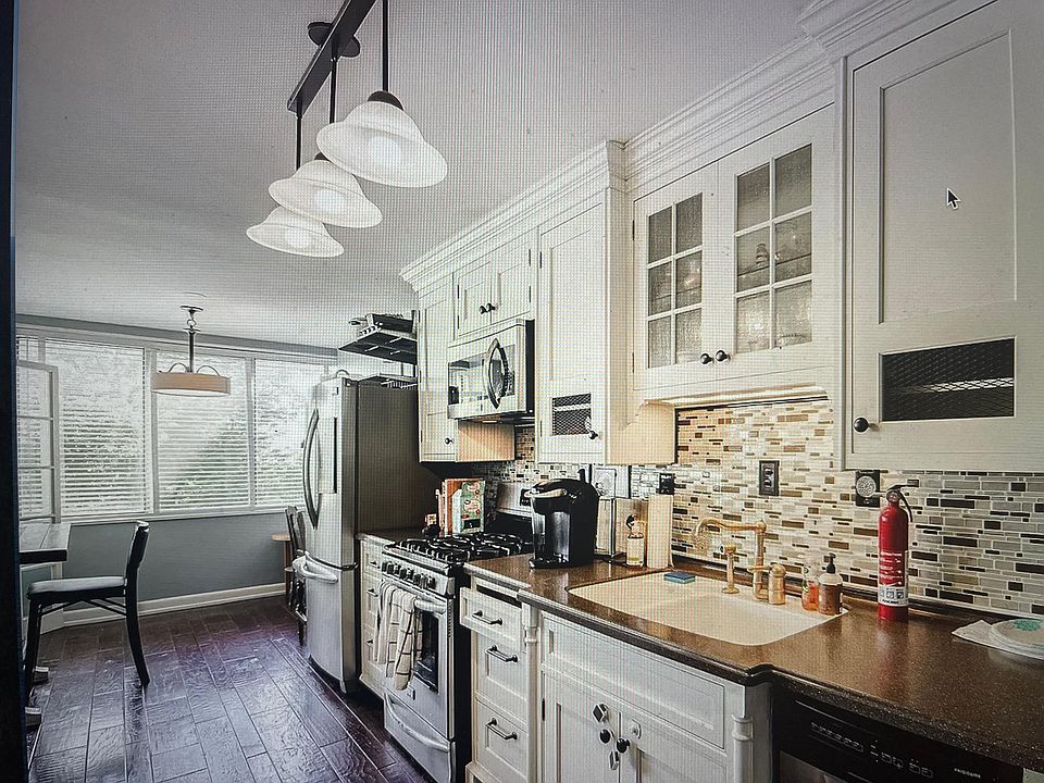 1st image of 6641 Wakefield Dr #1