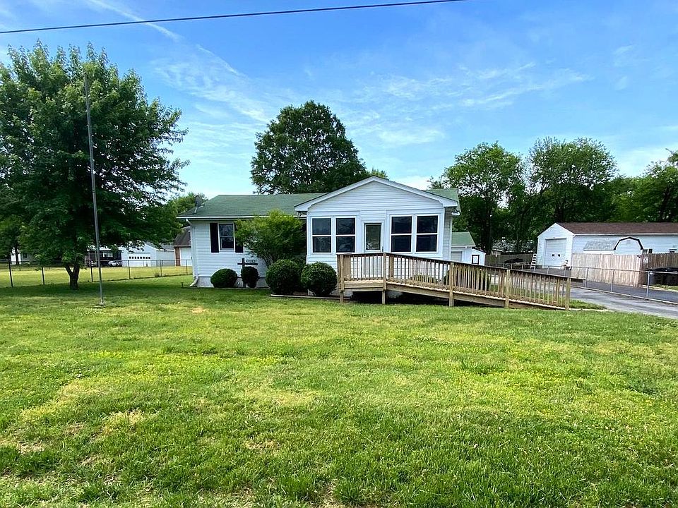1st image of 40363 Waterview Dr