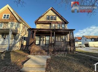 3122 N 28th St, Milwaukee, WI 53216