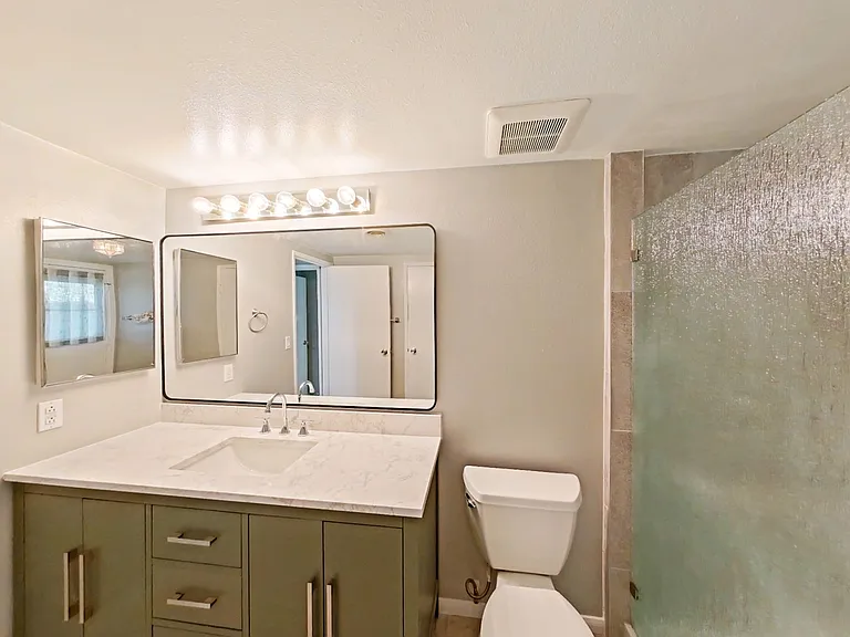 617 E Avenida San Juan — Photo 15