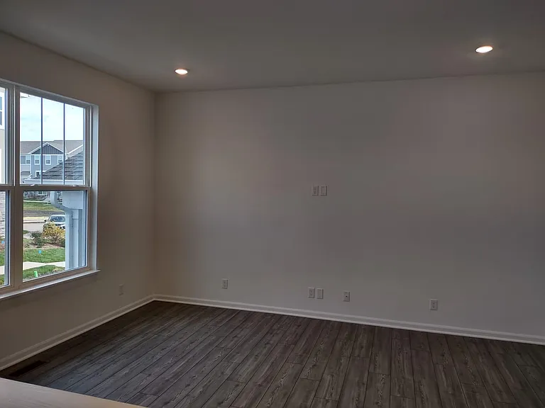 1039 Atterberg Rd — Photo 11