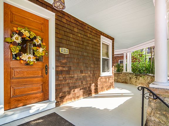 2nd image of 18 Odell Ave