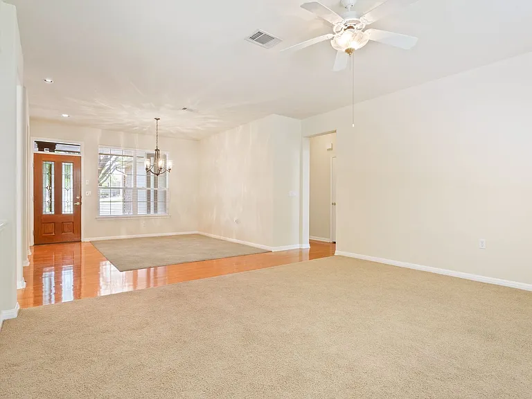 311 Dove Hollow Trl — Photo 5