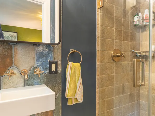 150 Burns Street image 17 of 29