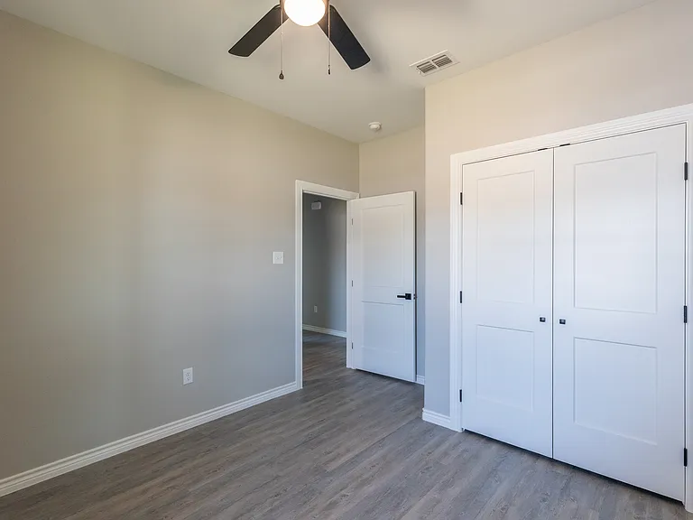 7900 Freedom Crest Ave — Photo 21