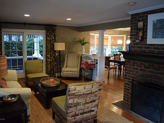 3rd image of 210 Beacon Blvd
