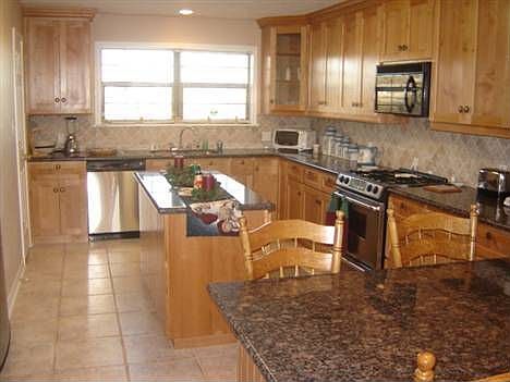 2nd image of 947 Red Deer Ct