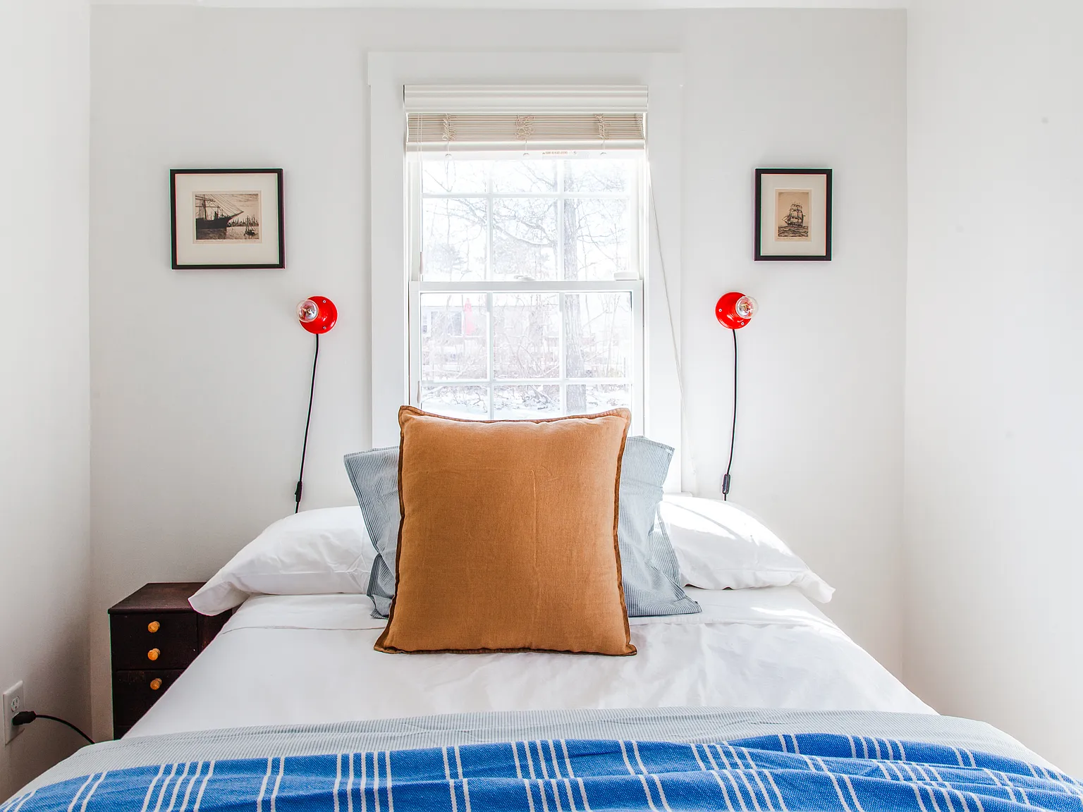 2 bed, 800 sqft, $2,250 — Photo 3