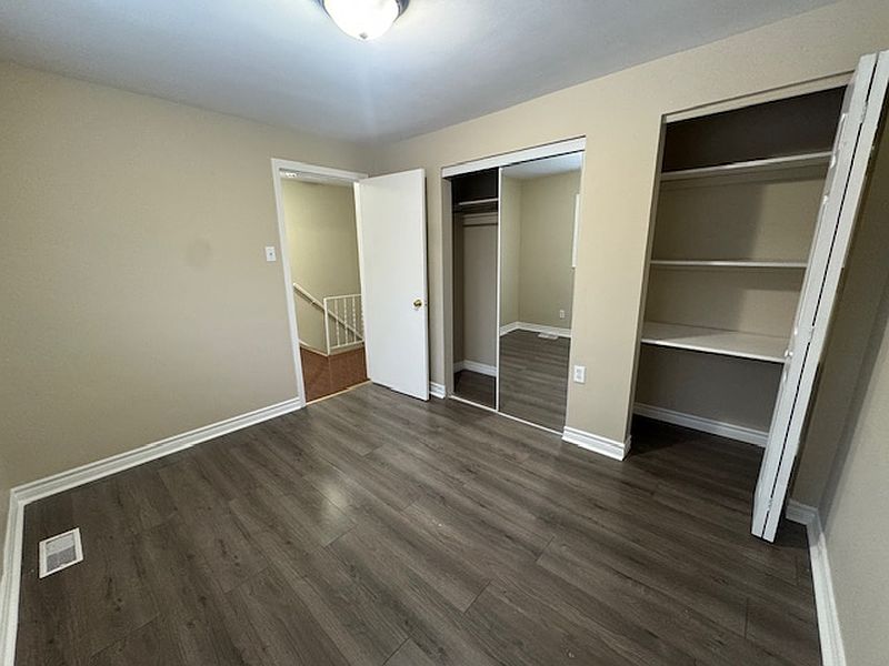 Kitchener House for rent - 2 Bedrooms — photo 12