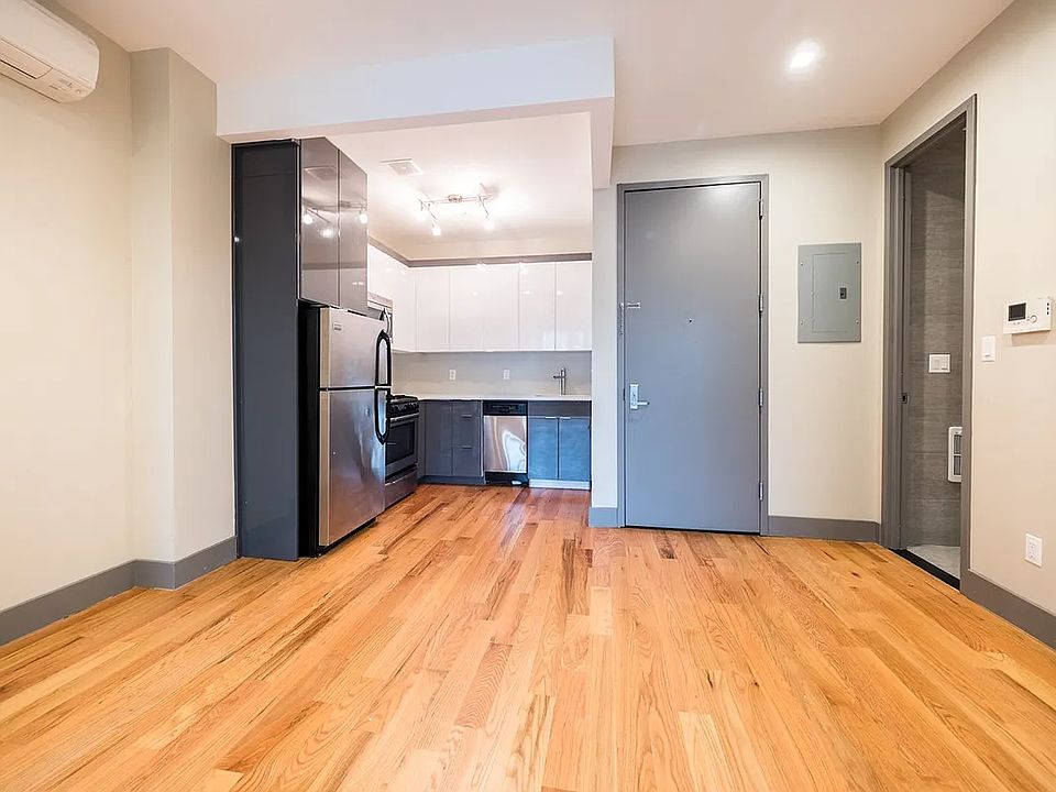 1st image of 337 Melrose St APT 2F