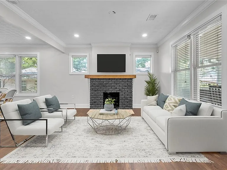 265 Haas Ave SE — Photo 8