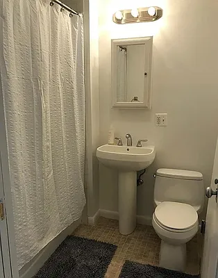 Rented by Realty Collective | media 23