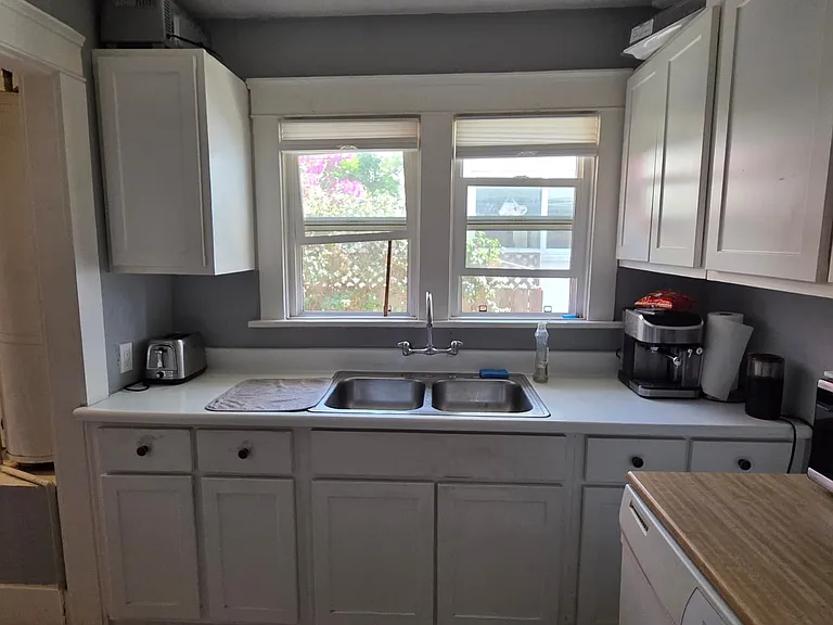 1020 Gaviota Ave — Photo 5