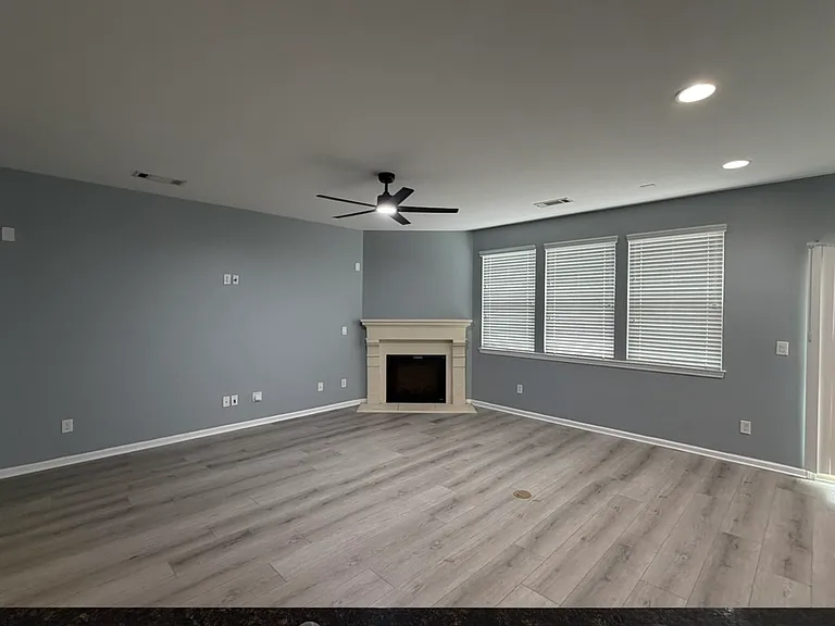 2161 Crestridge Trl NE — Photo 3