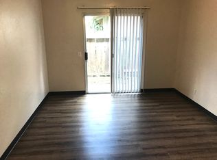 959 Minnewawa Ave APT 102, Clovis, CA 93612